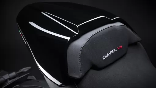 diavel-v4-gallery-5-cd9fqy2sxj.jpg
